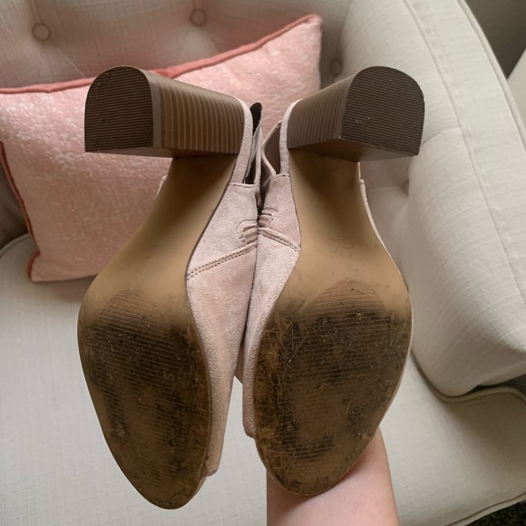 Minimalist open toe cut out chunky heel booties - Picture 4 of 4